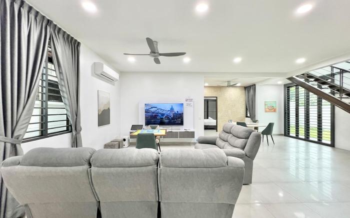 Skudai Sutera Corner House|10 pax| Cozy 4 bedrooms