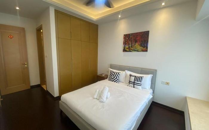 R&F Premium 2R2B Homestay By Wan Li