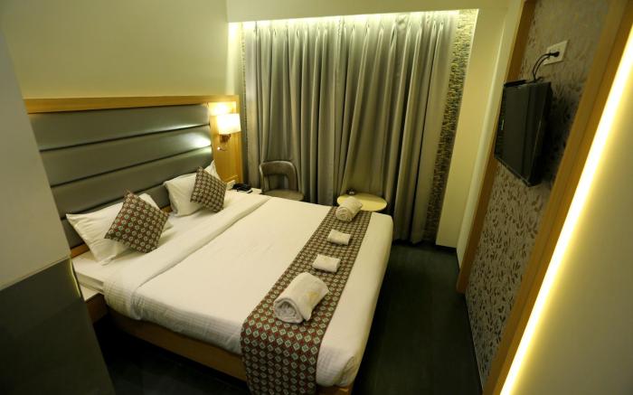 MAJESTIC SUITES BOUTIQUE HOTEL