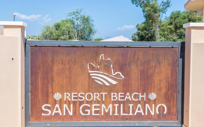 Resort Beach San Gemiliano