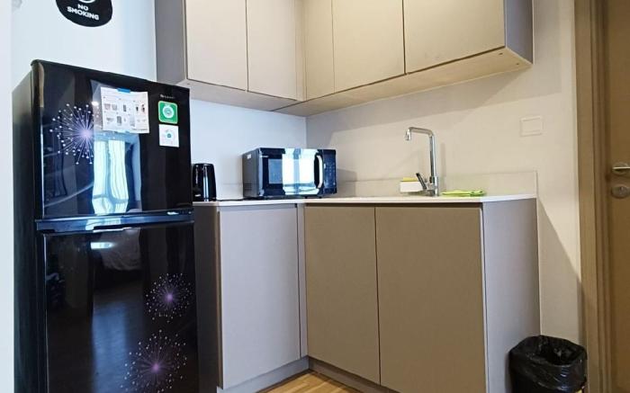 Gold Coast pik | 1 br |netflix | sofa bed |London