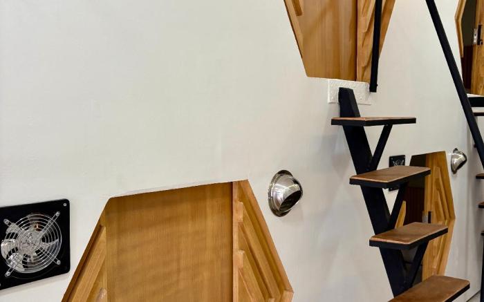 Hive Capsule Hotel