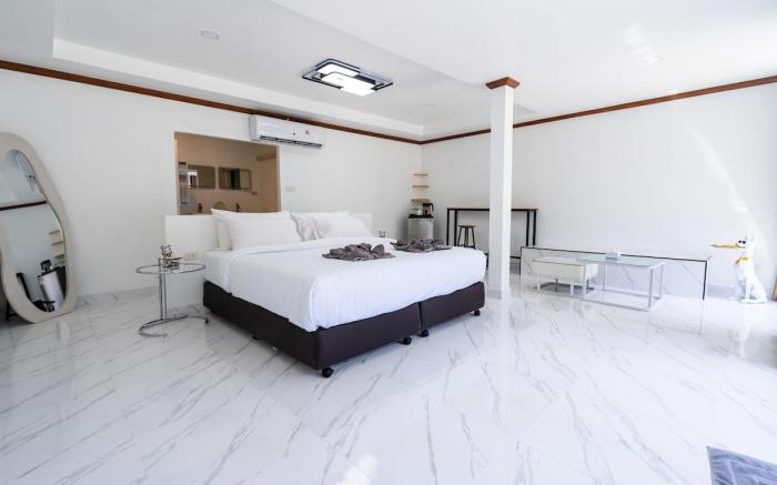 Deluxe private room 2