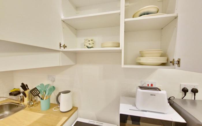 Harf22-G02-01 Cozy 1BR Apt in AD