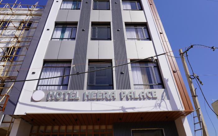 Hotel Heera Palace
