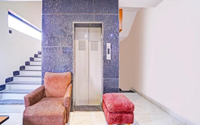 Townhouse Kanak Smart City Near Aurobindo Hospital Formerly Hotel Aashiyana