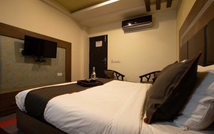 Collection O MIDC Pimpari Pune Formerly SK Palace