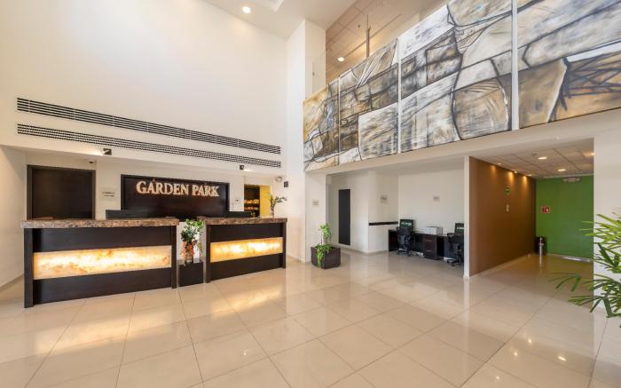 Garden Park Hotel