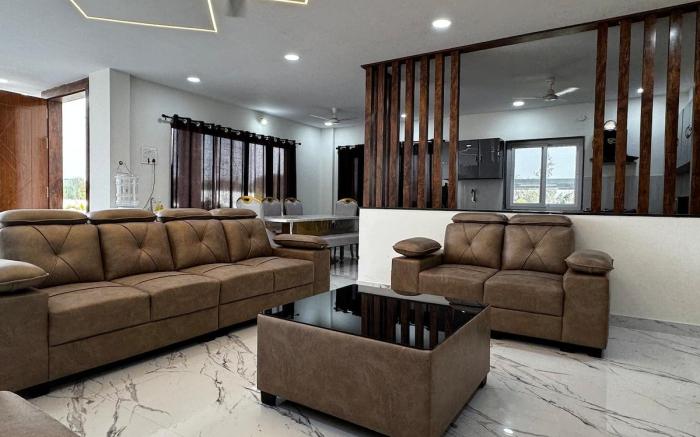 The Bliss Farmhouse|4BR Private Pool | Homeyhuts