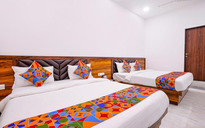 FabHotel Elvis International