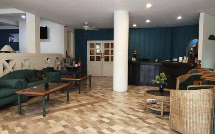 Coco Grande Hotel