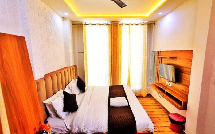 Hotel Yuvan Palace Agra Hotel