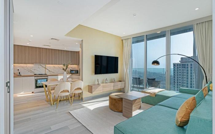 Savis Home -Radiant Dubai Ain & Marina View