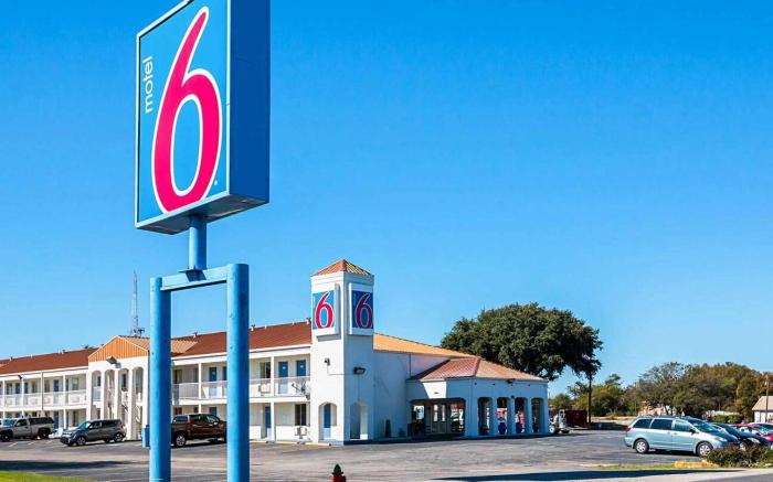 Motel 6 Round Rock, TX
