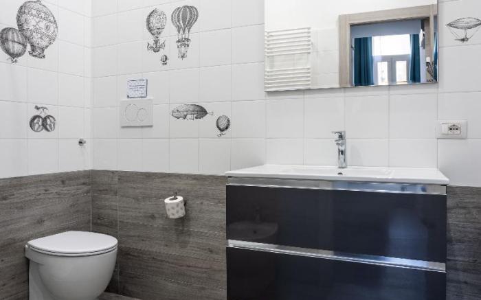 C2 - MERULANA DELUXE APARTMENT