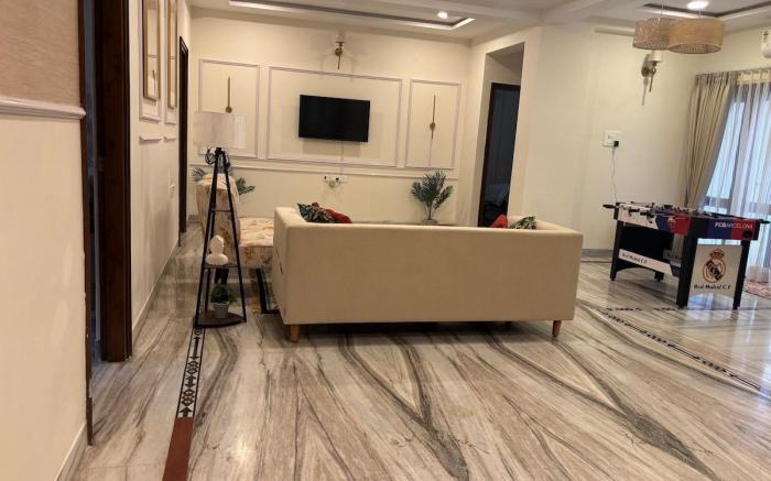 Luxurious 3BHK in Banjara Hills – Sujario Homestay