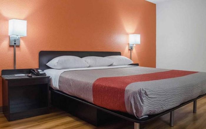 Motel6 Brockton, MA