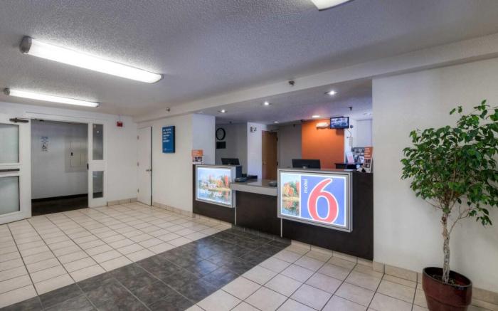 Motel 6 Branford, CT - New Haven