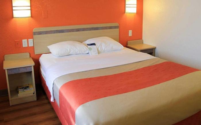 Motel6 Enfield, CT - Hartford