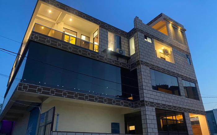 Luxe Stay's