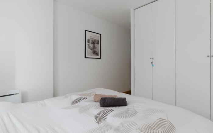 3 bedroom apartment with garden and swimming pool