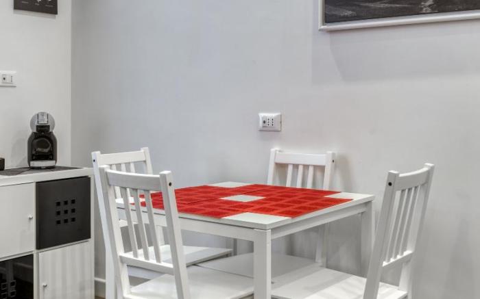 E4 - APPIO DELUXE APARTMENT