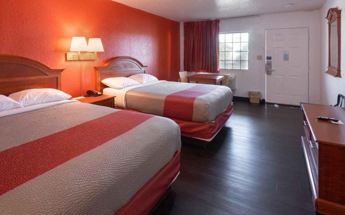 Motel 6 Montgomery, AL - Coliseum