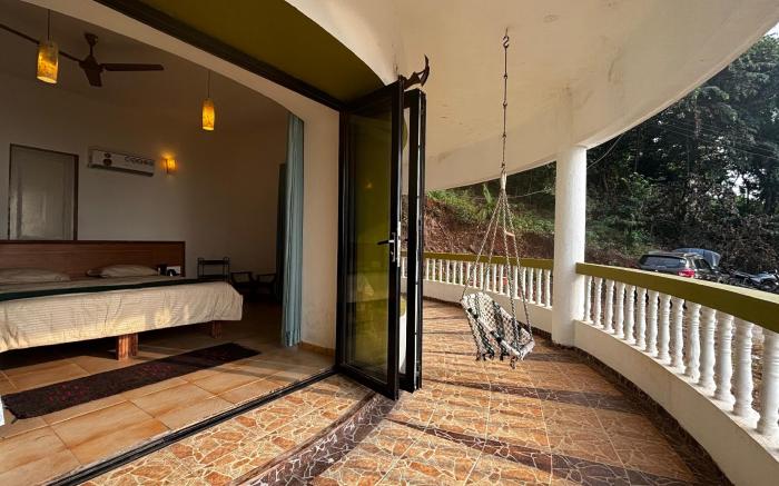 Villa Infinity By The Sea, Karde