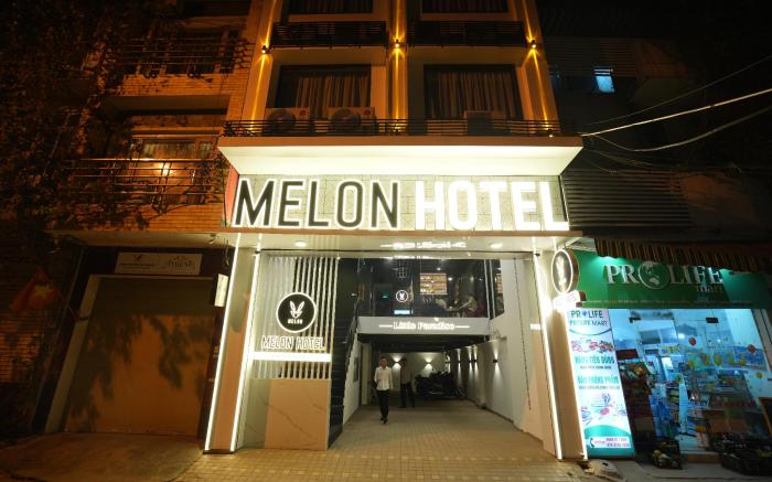 Melon Hotel