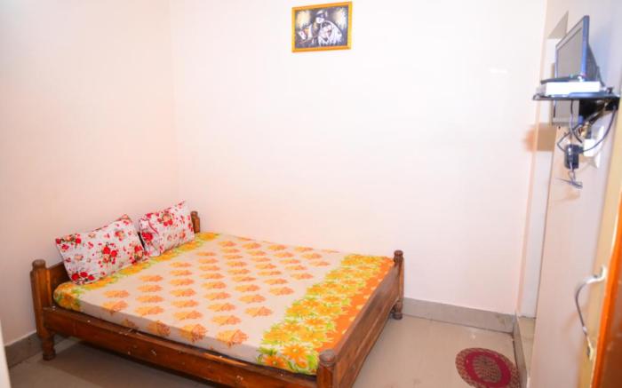 DhamStay Hotel Star Lodge Near Beach Puri