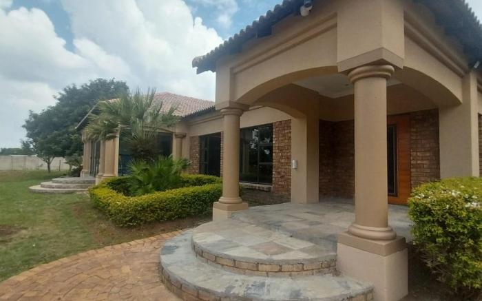 Budias guest lodge