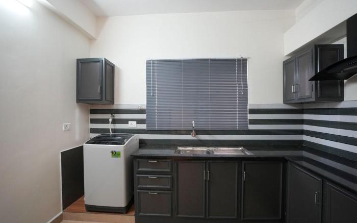 Centur Apartments