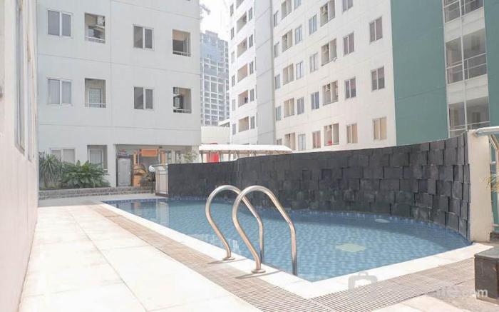 Homey Pleasant 2BR Pavilion Permata By Travelio