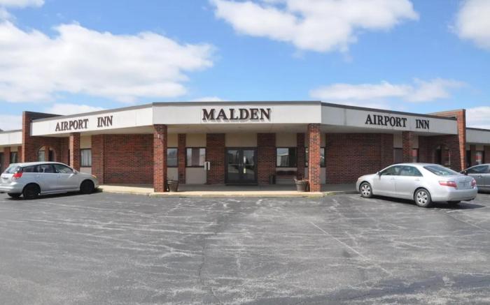 OYO Malden Airport Inn