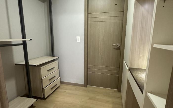 Very Spacious 1BR D’heights Clark 65sqm nearHilton