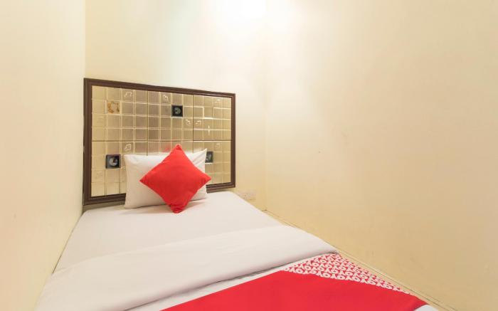 OYO 90894 Hotel Smc I-city