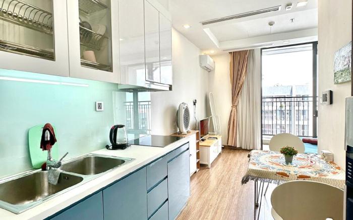 Top Floor High Quality Studio
