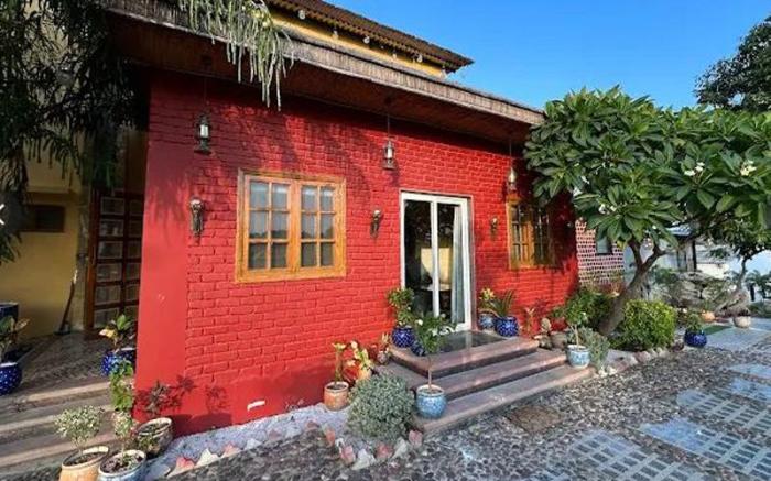 Krishna Farms Resort