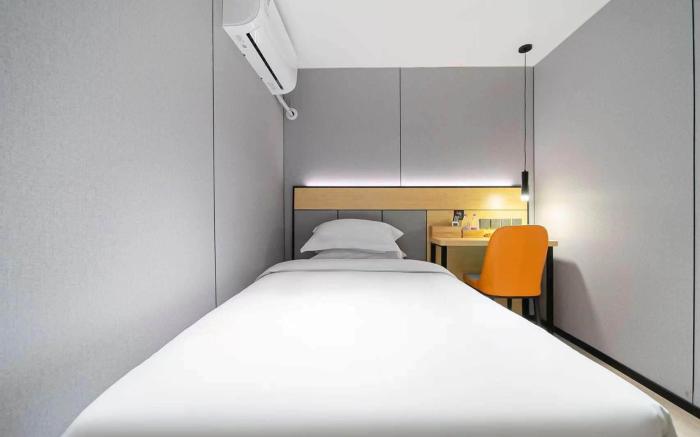 Pai Hotel Shanghai Changjiang West Road