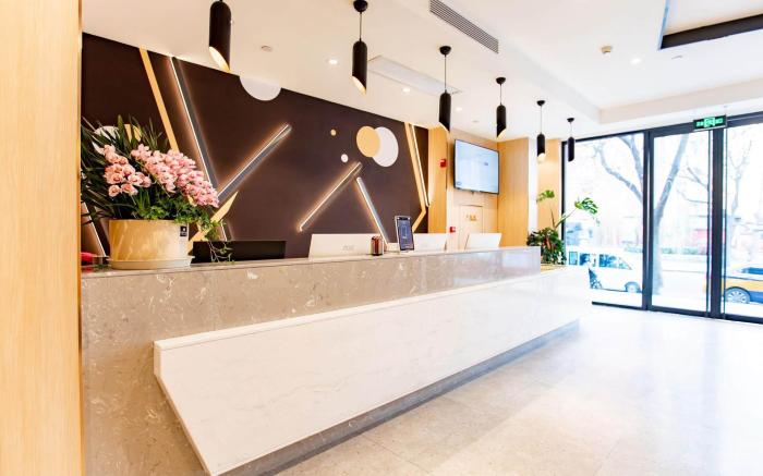 IU Hotel Beijing Jinsong Panjiayuan Metro Station Cancer Hospital