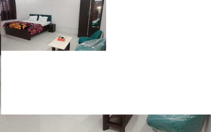 Golden Lip Hotel