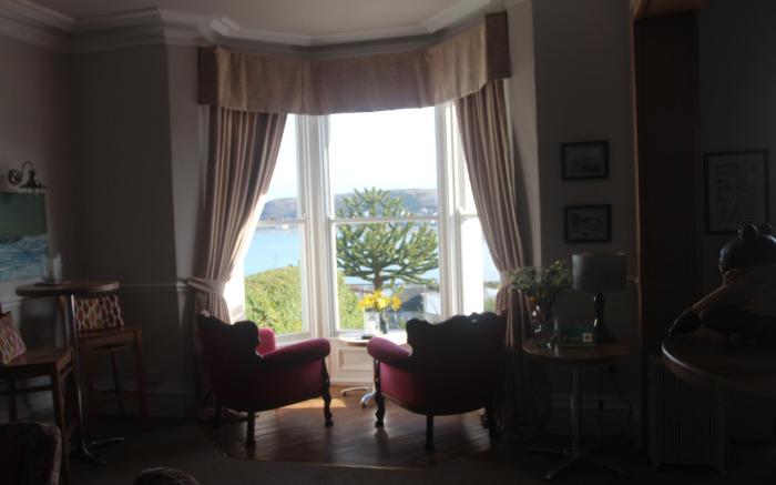 Bryn-Y-Mor Hotel