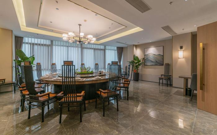 Dayi Yiho Hotel