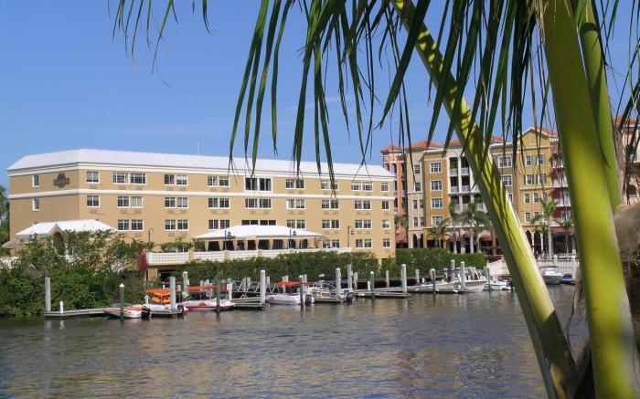 Bayfront Inn 5th Avenue