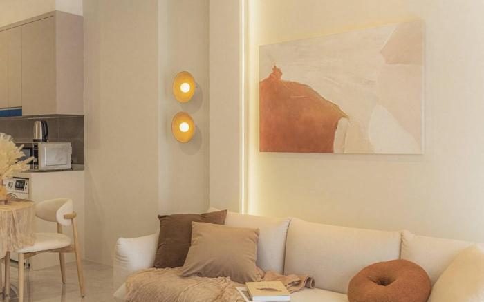 Soft Amber Glow: Cozy Retreat