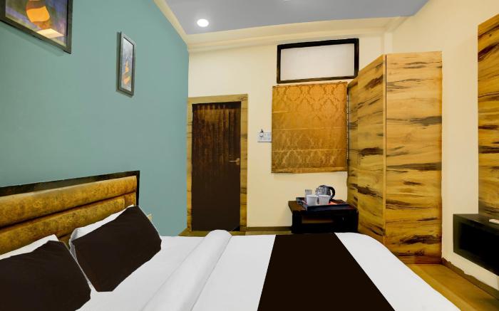 Super Collection O ISKCON Radha Govind Formerly Hotel Shivom