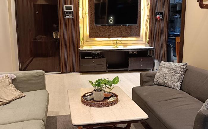 Roy Bari- Luxurious 3 BHK Apartment- CBD Belapur
