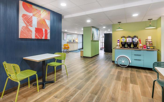 Spark by Hilton Roanoke Airport