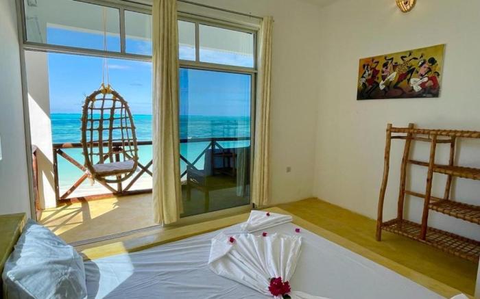 Equalia Rose Hotel