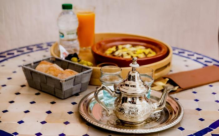 Riad Douirtna